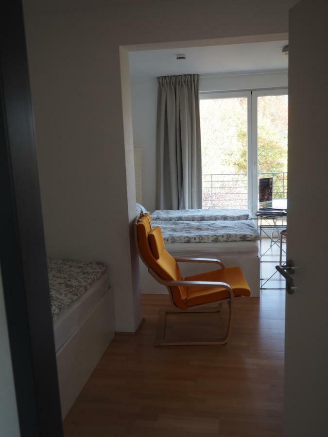 B8 - Just A Private * Düsseldorf