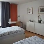 B8 - Just A Private Accommodation Homestay Dusseldorf