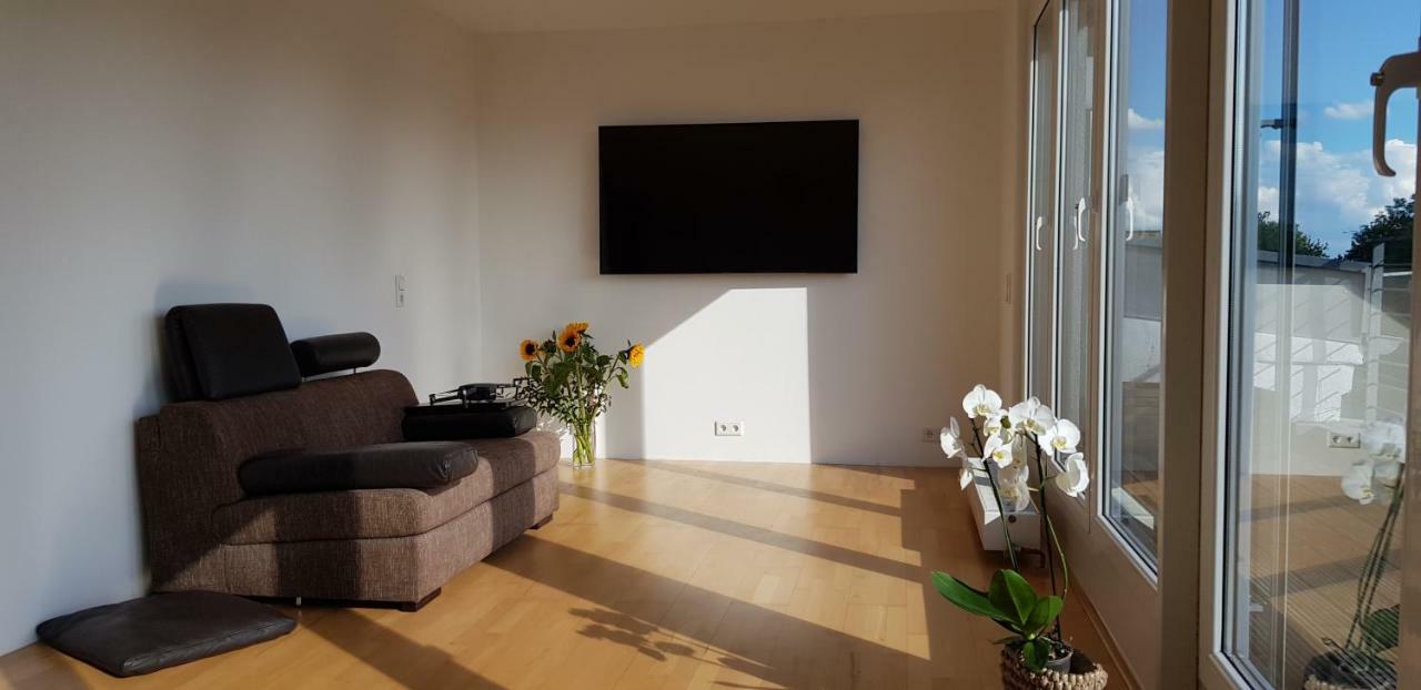B8 - Just A Private Privatunterkunft Düsseldorf