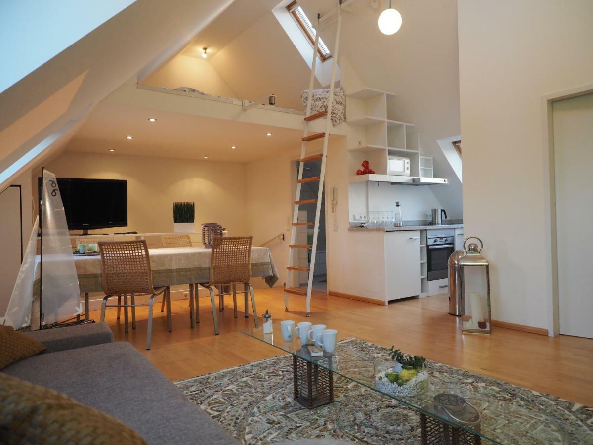 B8 - Just A Private Accommodation Homestay *